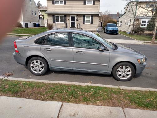Gray 2006 Volvo S40 2.4i