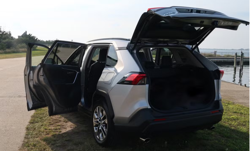 2019 Toyota RAV4 XLE Premium