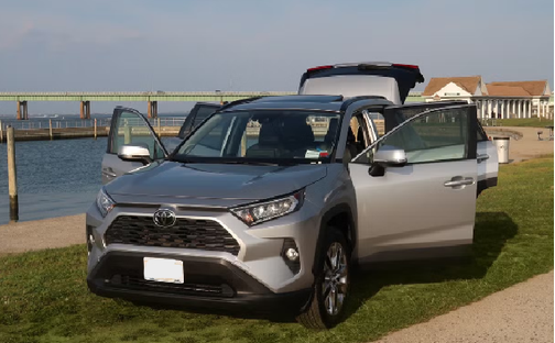 2019 Toyota RAV4 XLE Premium