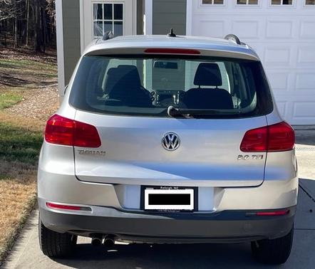 Silver 2015 Volkswagen Tiguan Auto S