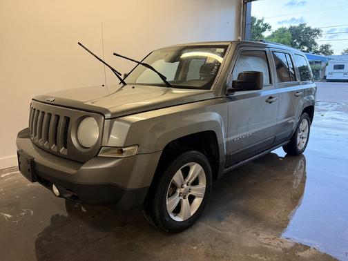 Gray 2012 Jeep Patriot Latitude
