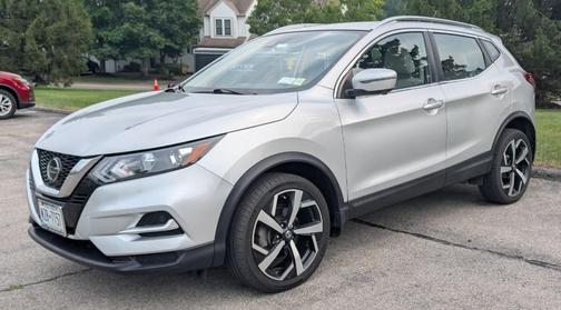 Silver 2020 Nissan Rogue Sport SL
