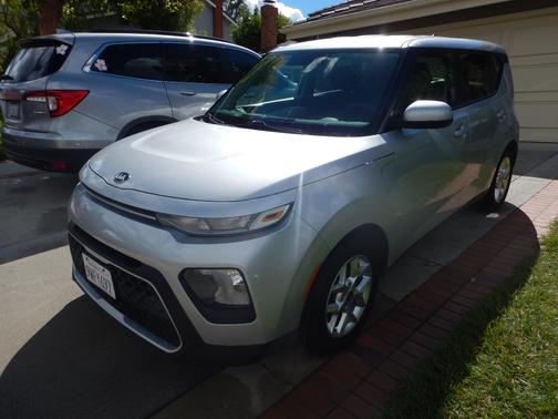Silver 2020 Kia Soul LX