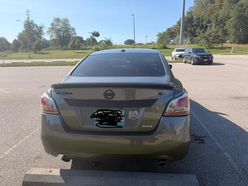 Gray 2015 Nissan Altima 2.5 S
