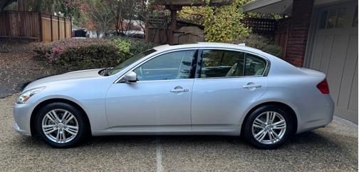 2013 INFINITI G37 Journey