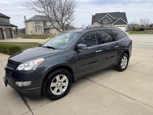 Blue 2011 Chevrolet Traverse LT