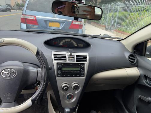 2008 Toyota Yaris Base
