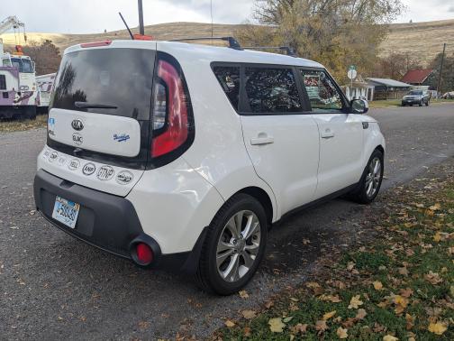 2015 Kia Soul +