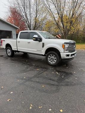 White 2019 Ford F-350 Platinum