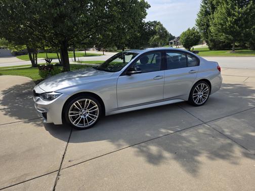 Silver 2018 BMW 330 i xDrive