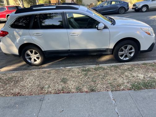 2014 Subaru Outback 3.6R Limited