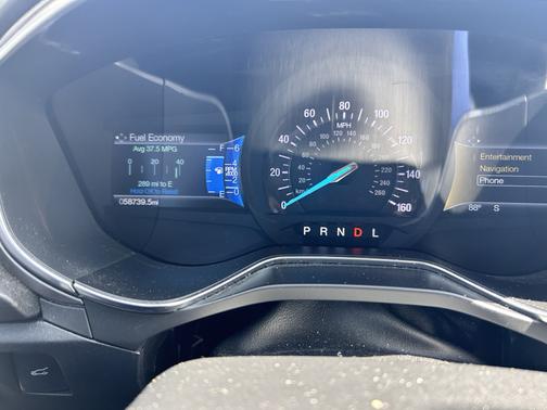 Black 2017 Ford Fusion SE