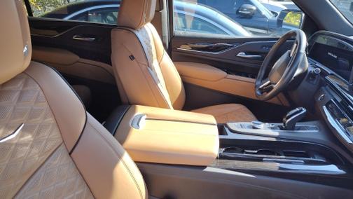 2023 Cadillac Escalade ESV Premium Luxury