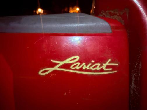 Red 2001 Ford F-150 Lariat SuperCrew