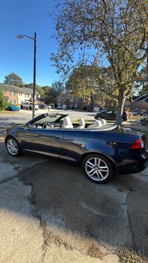 Blue 2009 Volkswagen Eos Lux