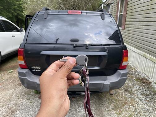 2004 Jeep Grand Cherokee Laredo