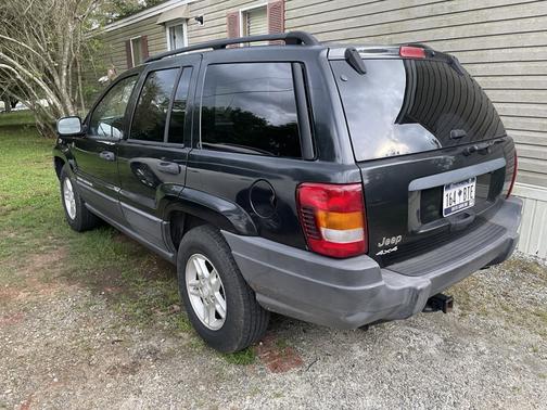 2004 Jeep Grand Cherokee Laredo
