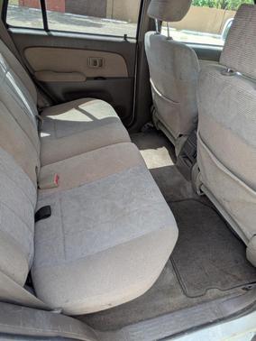 White 1999 Toyota 4Runner SR5 4WD