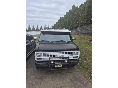 1995 Chevrolet Van Base