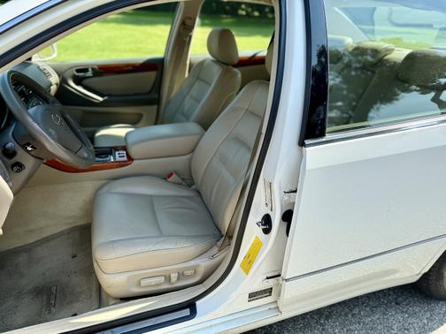 2004 Lexus GS 300 Base