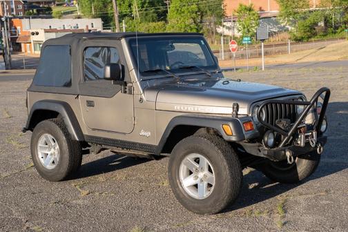 Beige 2003 Jeep Wrangler Rubicon