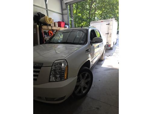 2008 Cadillac Escalade EXT Base