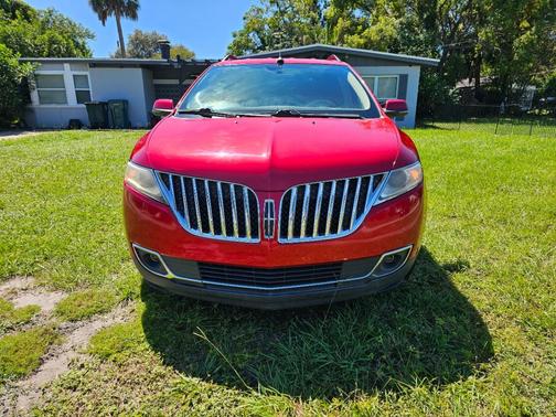 Red 2012 Lincoln MKX Base