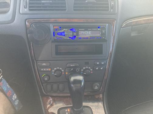 2005 Volvo XC70 2.5T