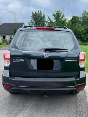Gray 2018 Subaru Forester 2.5i