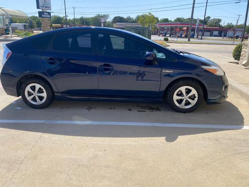 Blue 2013 Toyota Prius Four