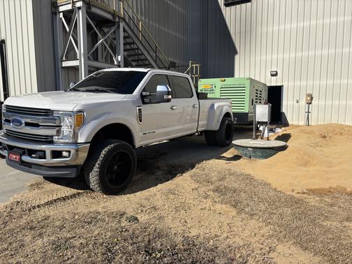 2017 Ford F-350 Lariat