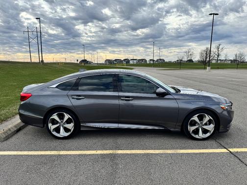 2018 Honda Accord Touring 2.0T