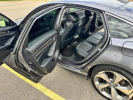 2018 Honda Accord Touring 2.0T
