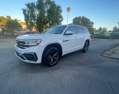 White 2021 Volkswagen Atlas 3.6L SE w/Technology R-Line