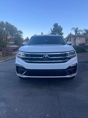 White 2021 Volkswagen Atlas 3.6L SE w/Technology R-Line