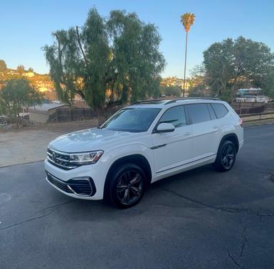 White 2021 Volkswagen Atlas 3.6L SE w/Technology R-Line