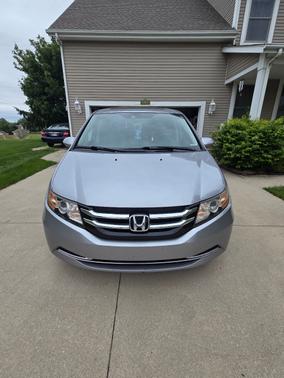 Silver 2017 Honda Odyssey EX-L