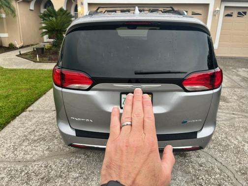 2019 Chrysler Pacifica Hybrid Touring L