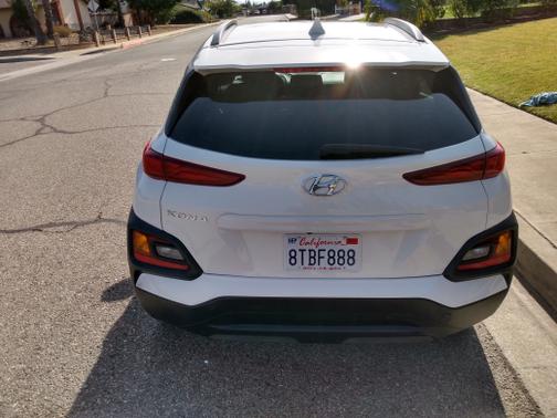 2020 Hyundai KONA SEL Plus