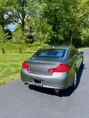 Silver 2013 INFINITI G37 x