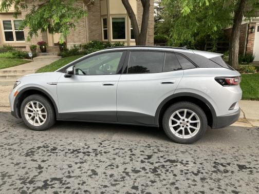2022 Volkswagen ID.4 Pro