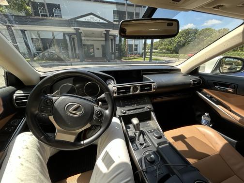 2016 Lexus IS 200t Base