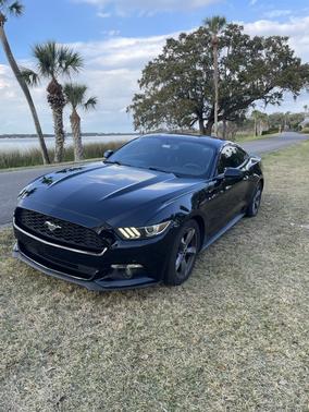 2016 Ford Mustang V6