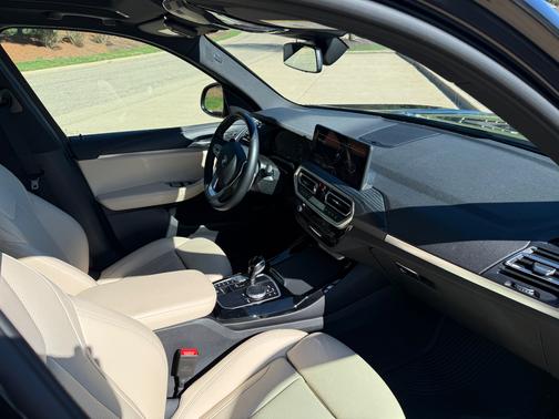 Black 2023 BMW X3 xDrive30i
