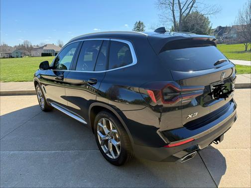Black 2023 BMW X3 xDrive30i