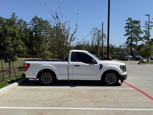 White 2023 Ford F-150 XL