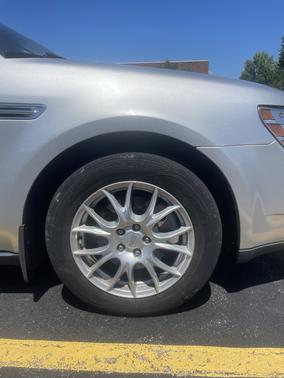 2009 Ford Taurus Limited
