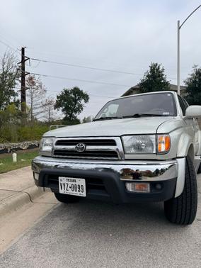 2000 Toyota 4Runner Limited