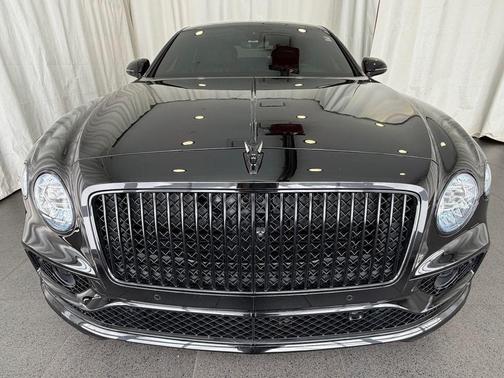 Black 2024 Bentley Flying Spur Mulliner V8