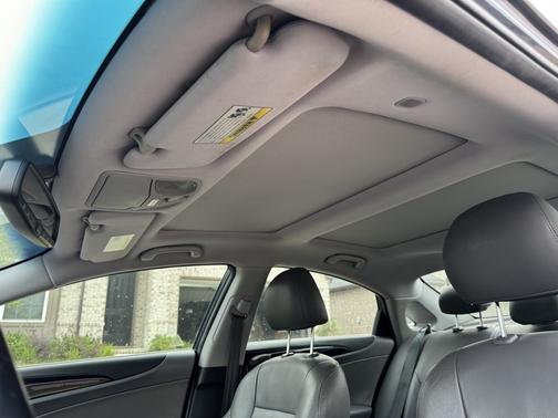 2012 Hyundai SONATA Limited